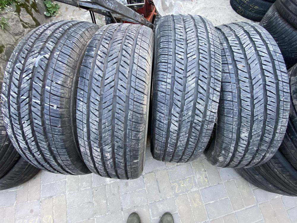 Шини всесезонні R18 255/70 Bridgestone (ціна за скат)2018рік