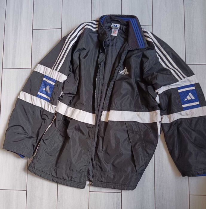 Продам курточку Adidas винтаж