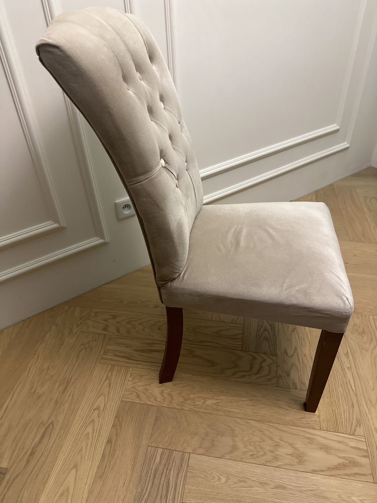 Krzesła x4 tapicerowane Agata meble beżowe