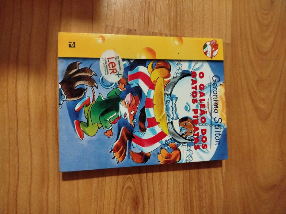 Livro Geronimo Stilton - O Galeão dos Gatos Piratas