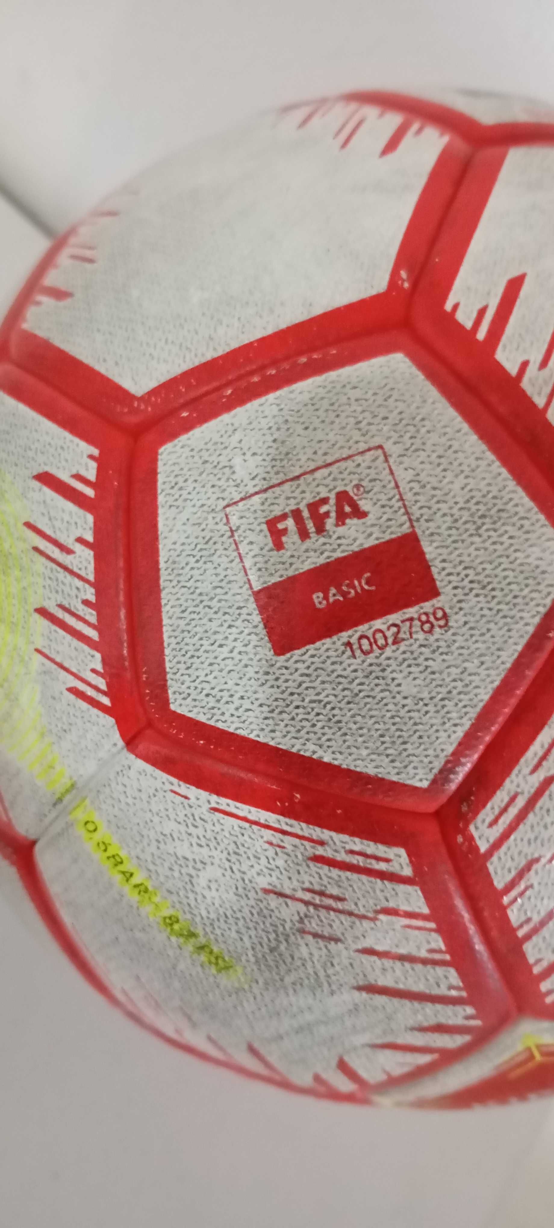 Bola futsal kipsta