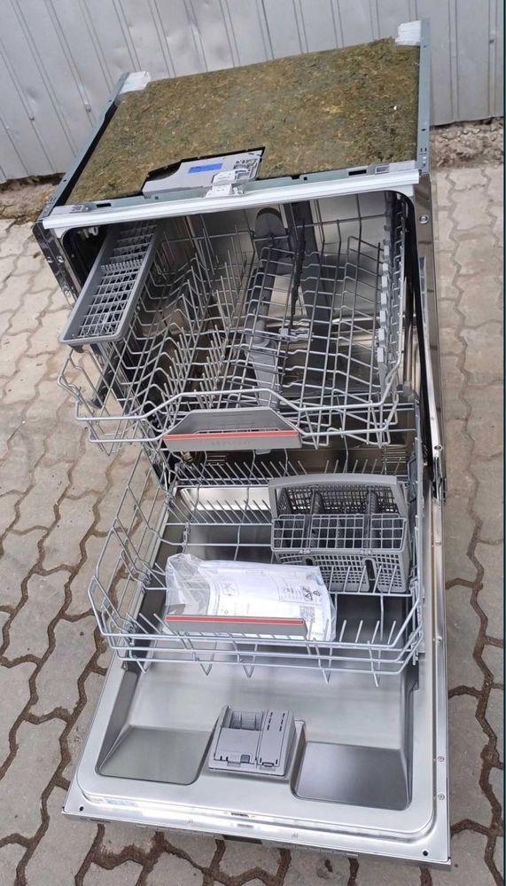 Продам Посудомийну Машину Bosch SBD4EB800E/10 A+++  Доставлю