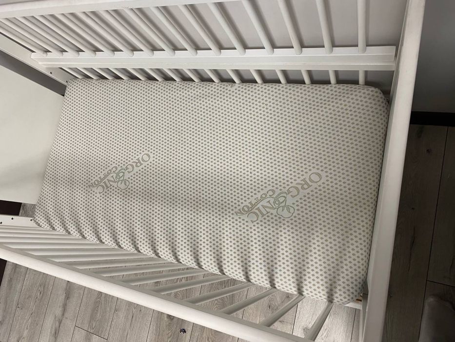 Ліжко дитяче Дубик-М Ведмедик з маятником біле + матрац