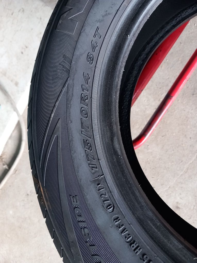 4x opony letnie 175/70R14 super stan