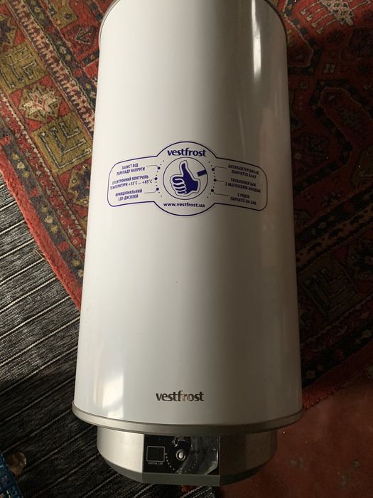 Бойлер Вестфрост з електронним табло