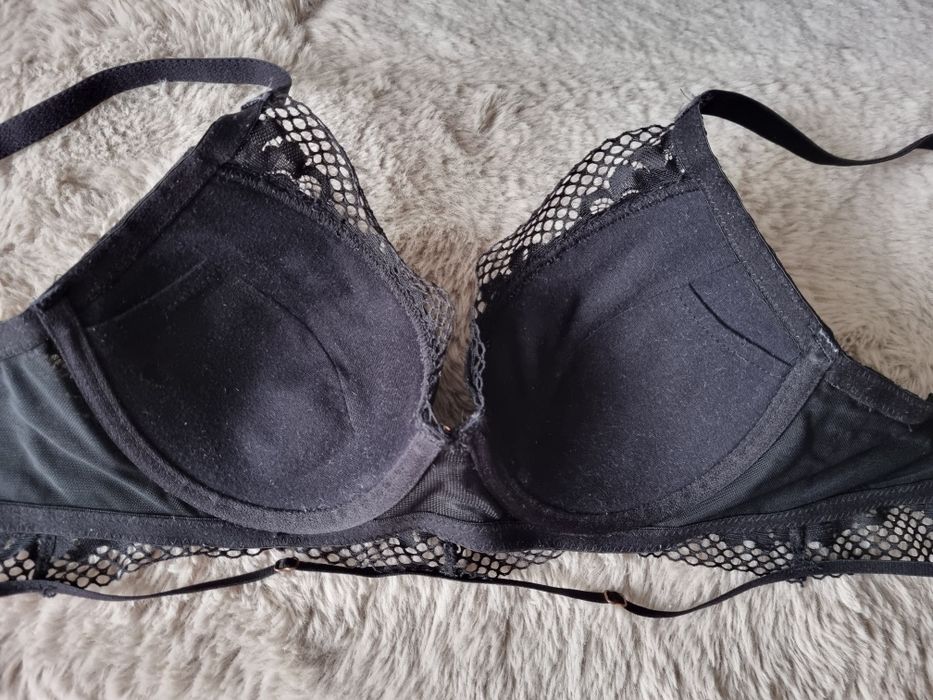 Biustonosz esotiq 70C czarny