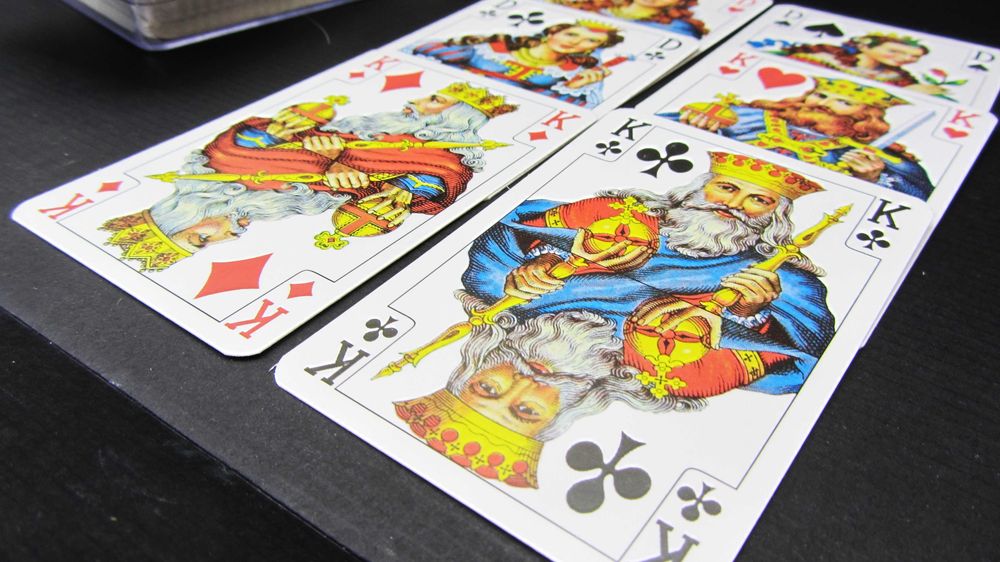 карты игральные колода 36 штук, новые