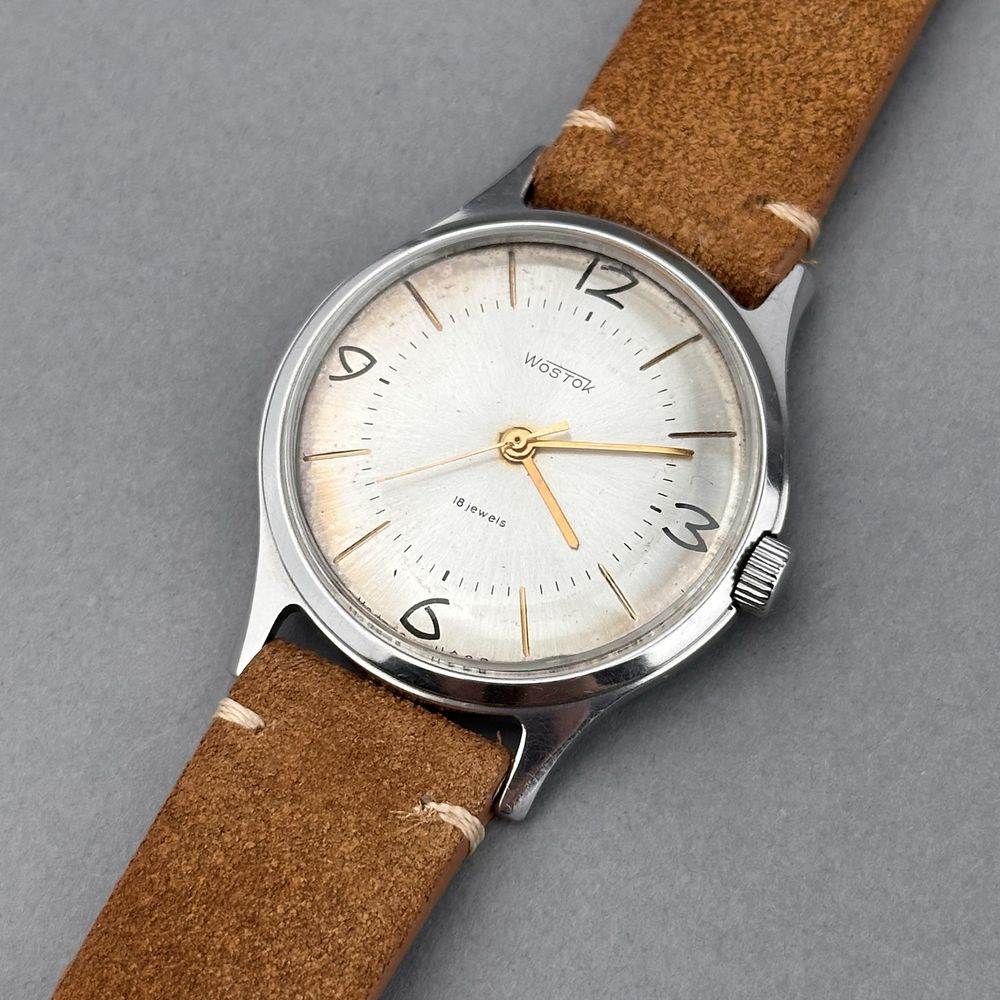 Zegarek vintage Wostok – stalowy klasyk | srebrzysta tarcza | USSR