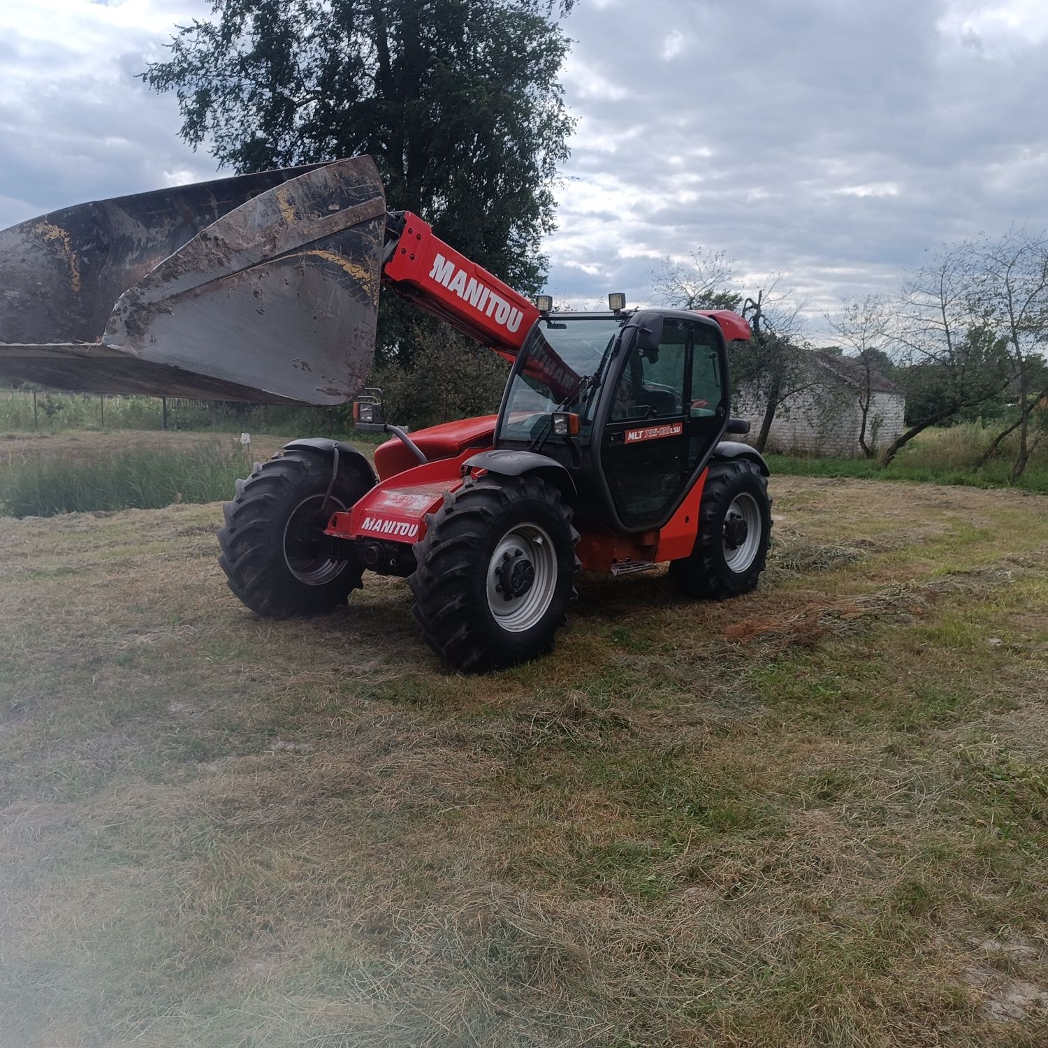 Продам Маніту 2006р оригінальному стані