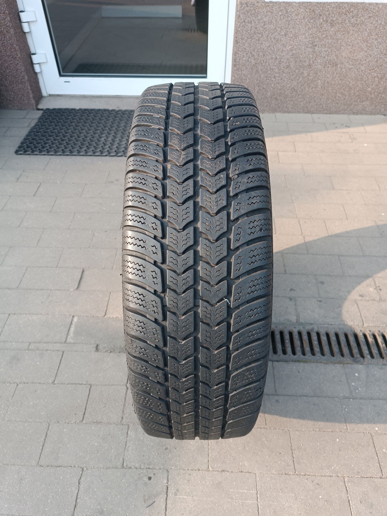225/75R16C Semperit Van-Grip2