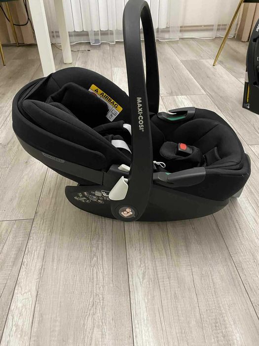 Maxi-Cosi Pebble 360 z bazą Familyfix 360