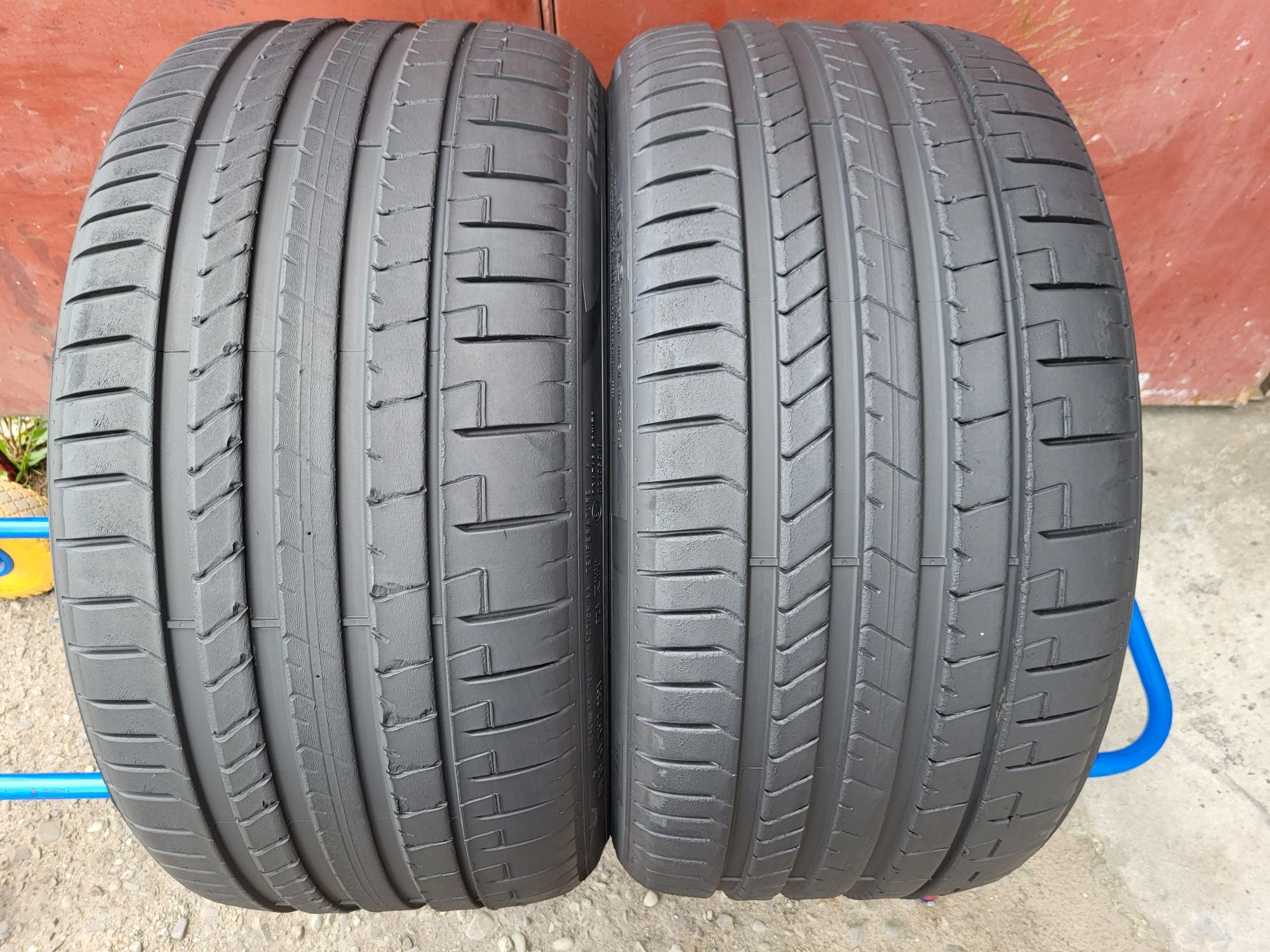 285/30/22 R22 Pirelli PZERO PZ4 AO 2шт ціна за 1шт шини