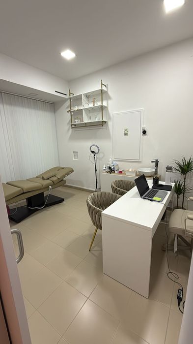 Alugo sala na parte da manhã