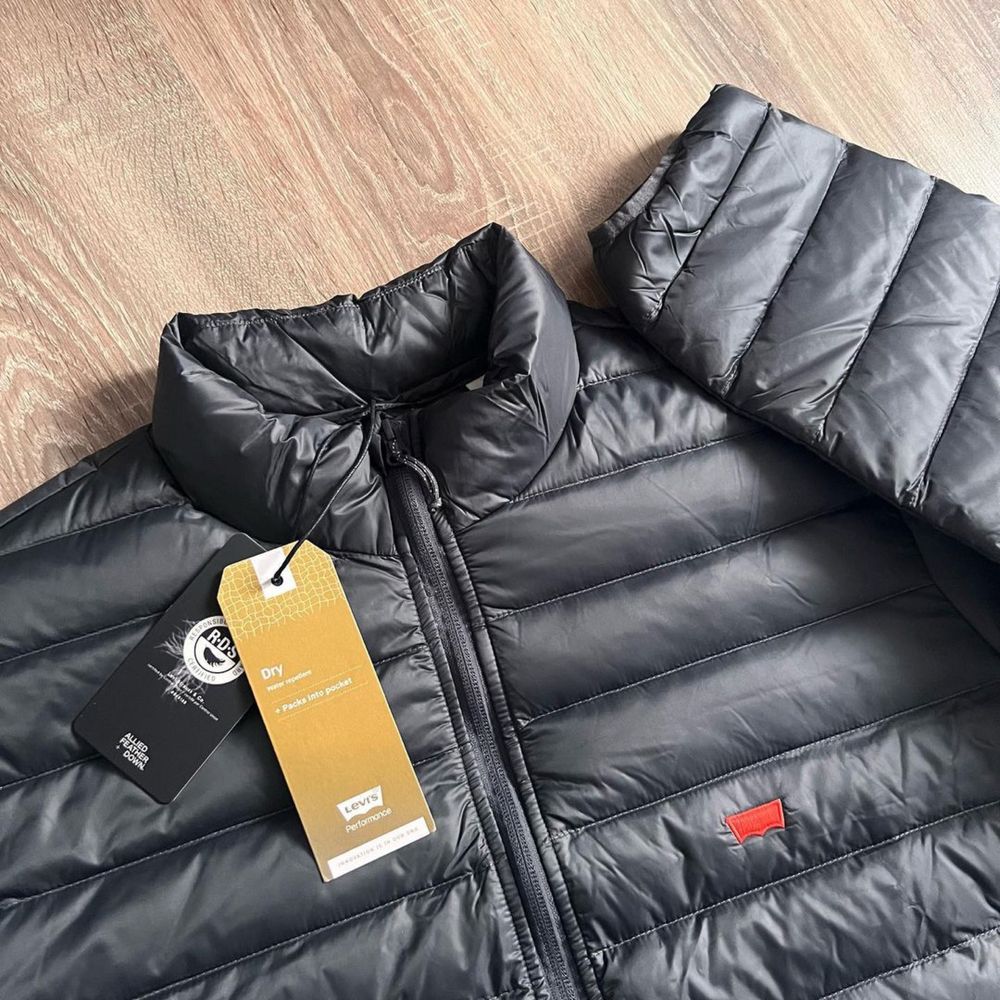 Куртка мікропуховик Levis Down Puffer вітровка (XL- РОЗМІР)