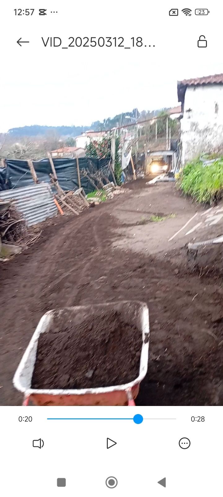 Moradia em terreno( venda ou troco por autocaravana+ acertos