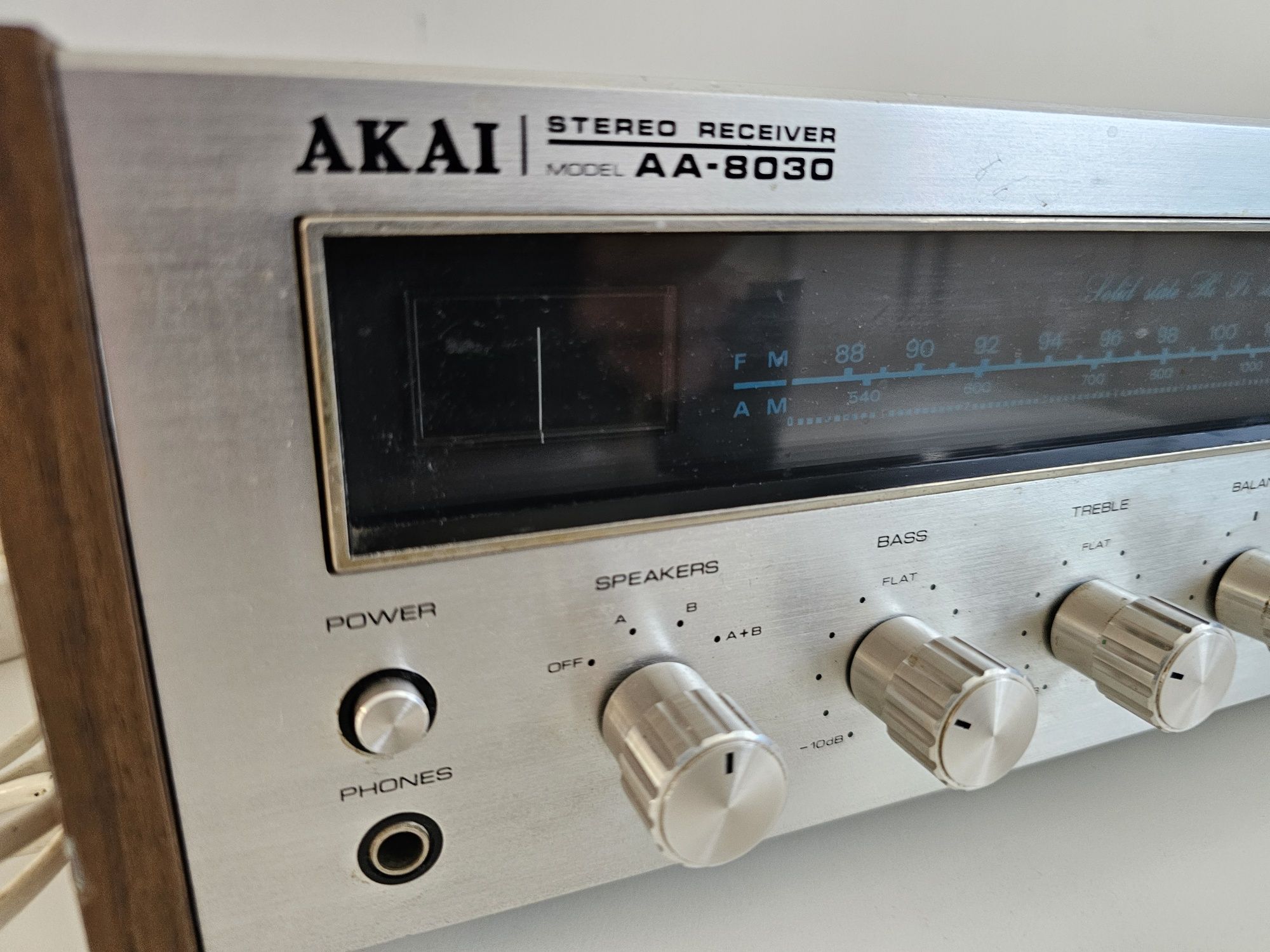 Amplituner Akai aa-8030