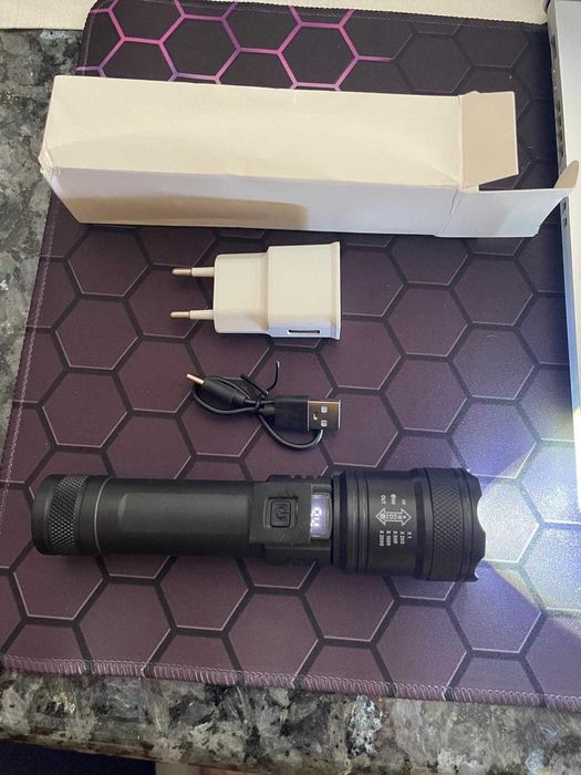 Forte Poder Lanternas LED, Tocha Tática, Display Luz, Carregamento USB