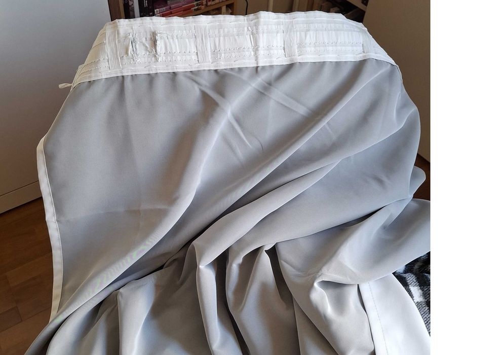 2 pares de cortinados opacos (blackout) IKEA - MAJGULL