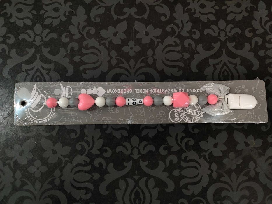 Silikonowa zawieszka do smoczka z imieniem IGA