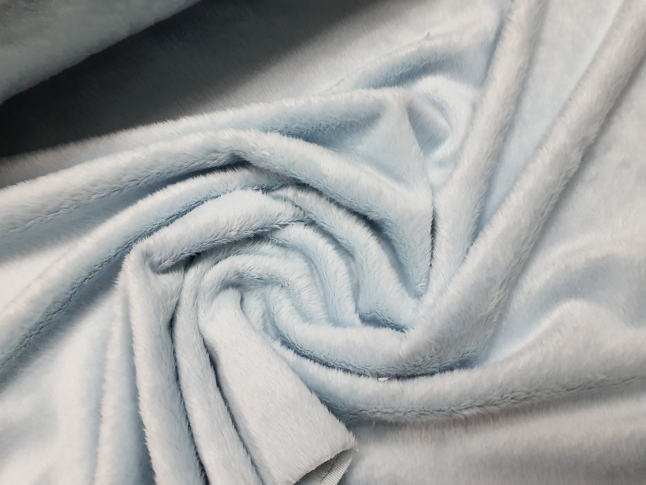 Futerko błękit szer.168 cm.