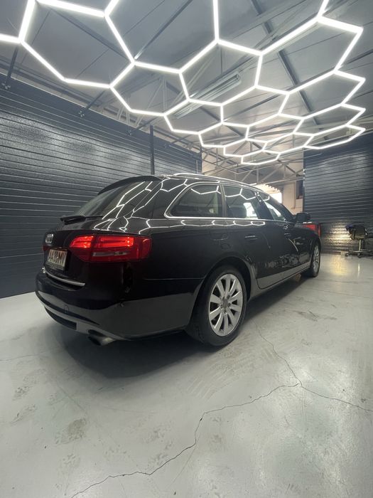 AUDI A4 AVANT 2.0 TFSI QUATTRO