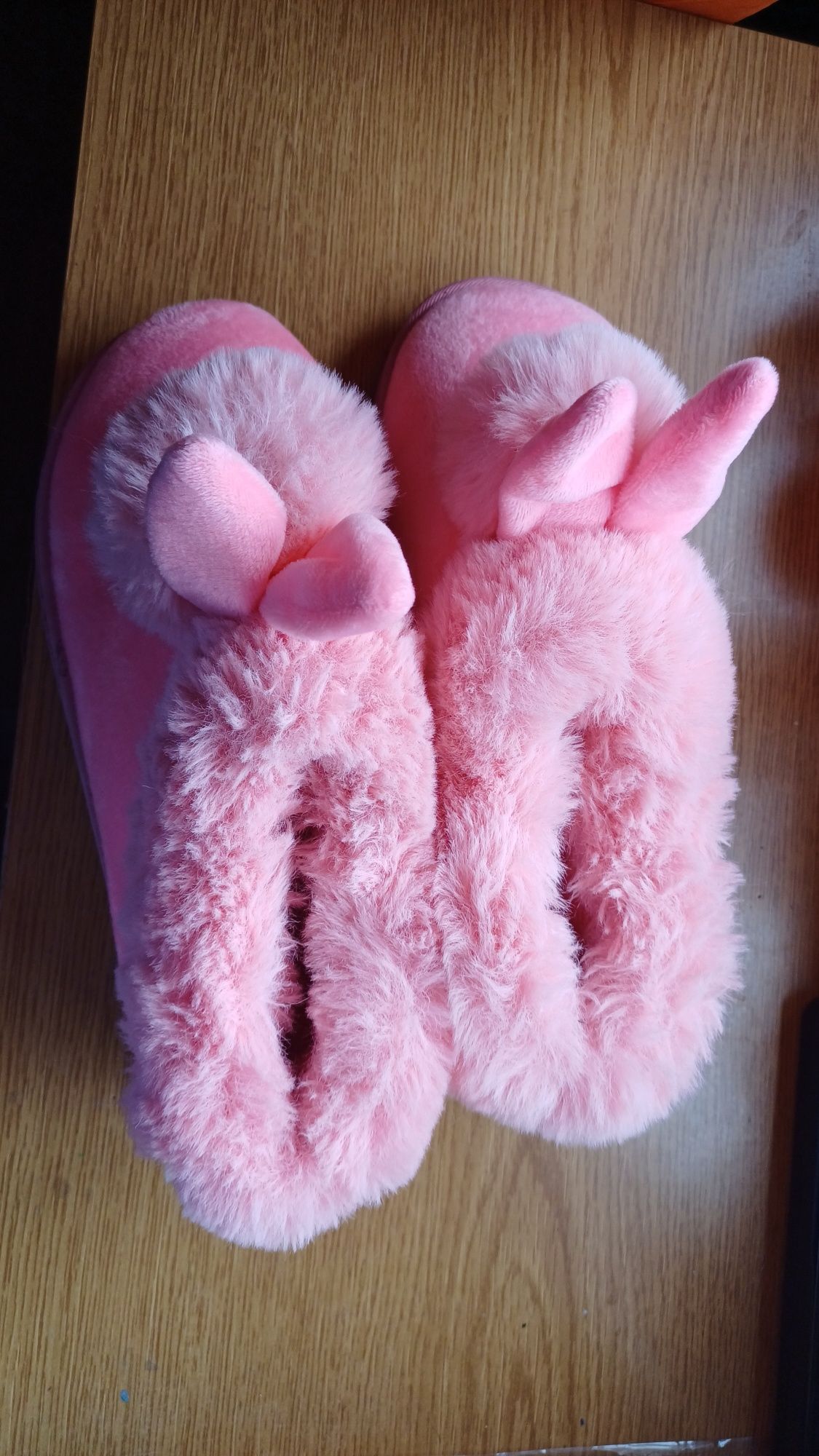 Pantufas peludas tamanho 41- usadas 1x