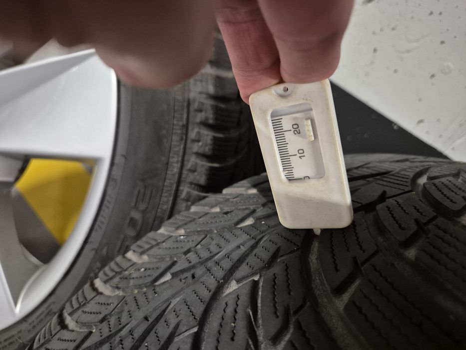 Koła zimowe 4 sztuki, felgi, opony, skoda octavia III