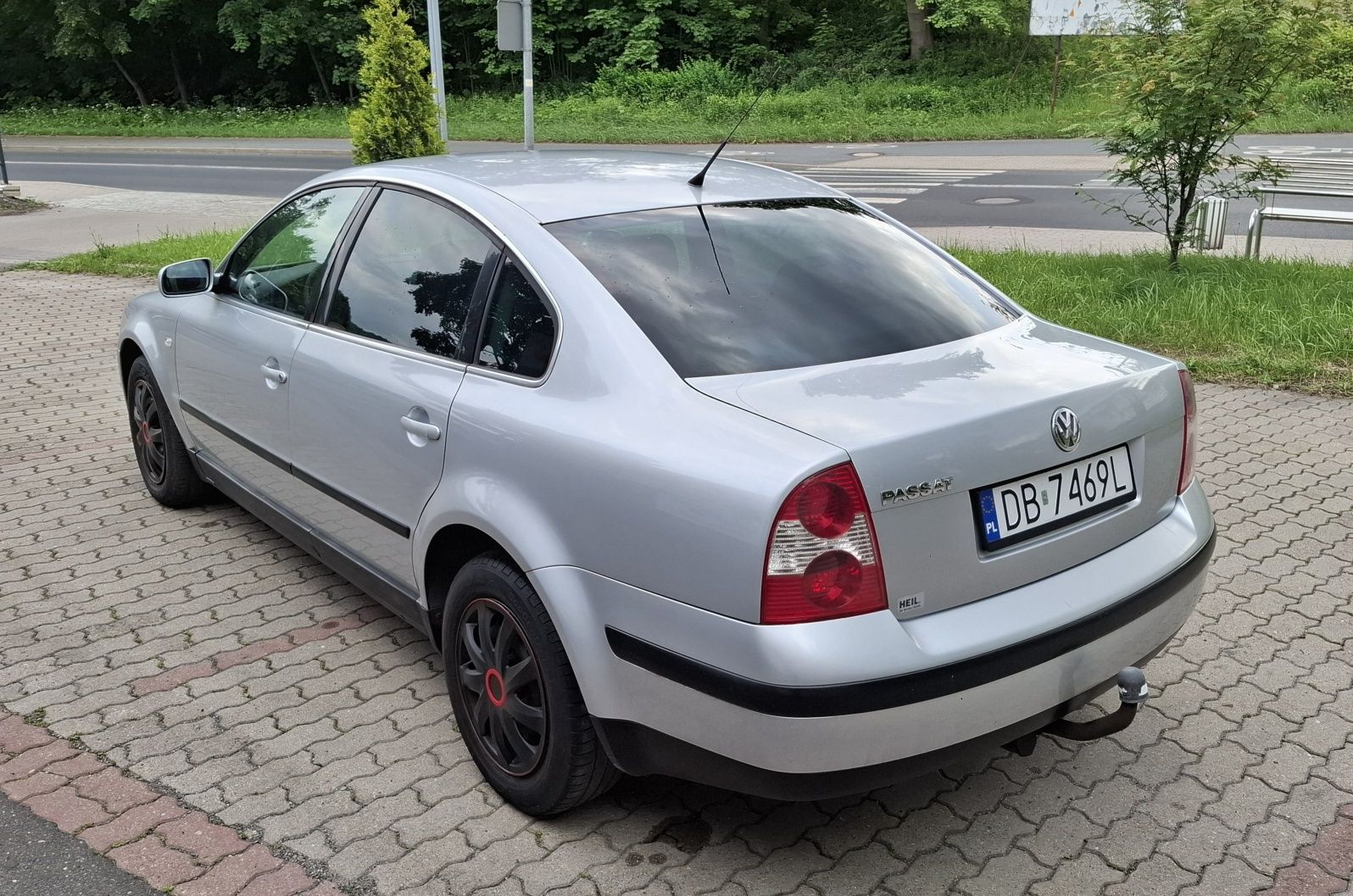 VW Passat B5 Fl Sedan 1.6 Benzyna 102km Klima Hak Stan B.DB