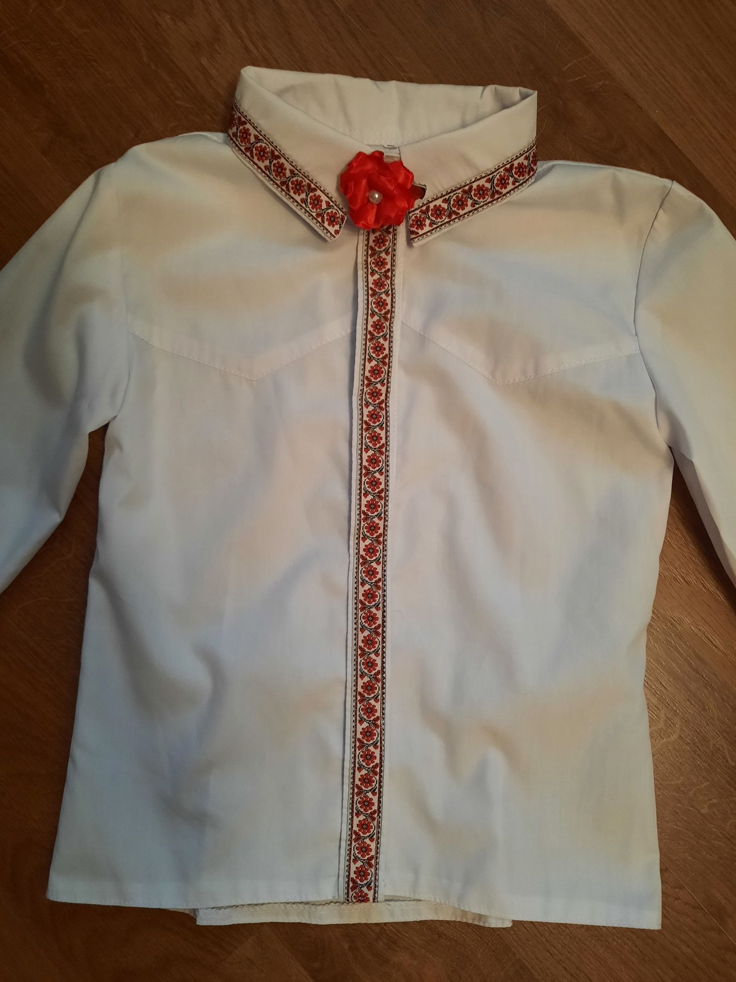 Нарядная школьная блуза вышиванка р.128