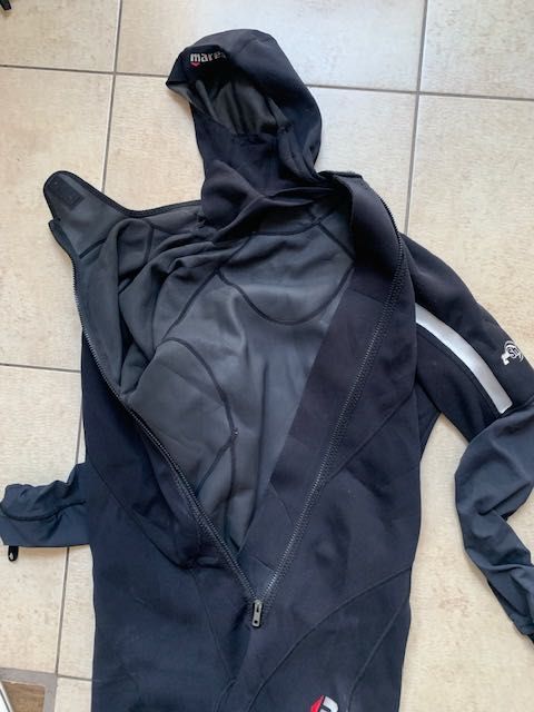 Pianka neoprenowa męska MARES 2nd Shell 178-183 L 54 krótka 2mm Kaptur