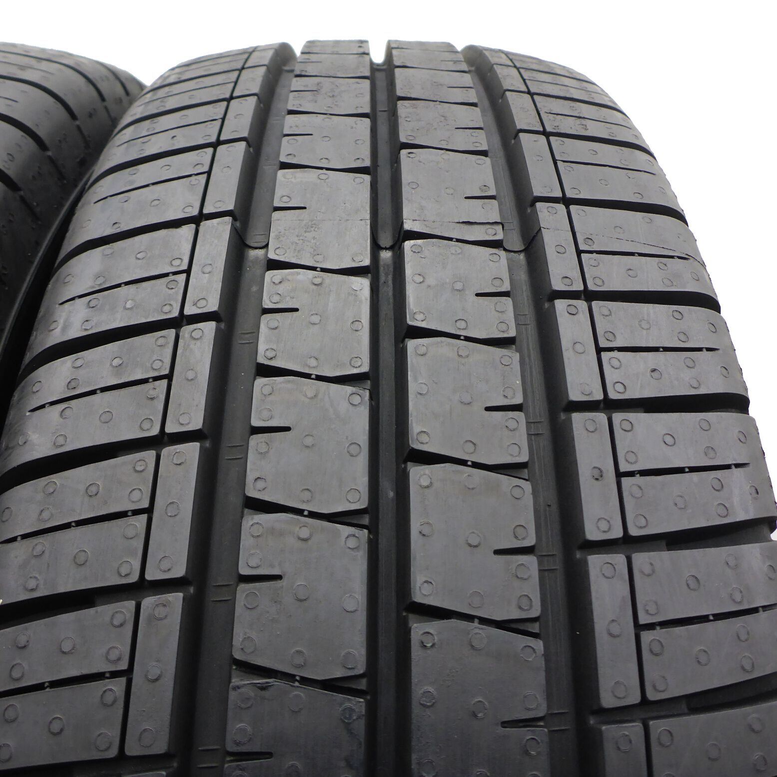 Opony 195/75/16C Vredestein 195/75R16C 110/108R Letnie 2019 Nieużywane
