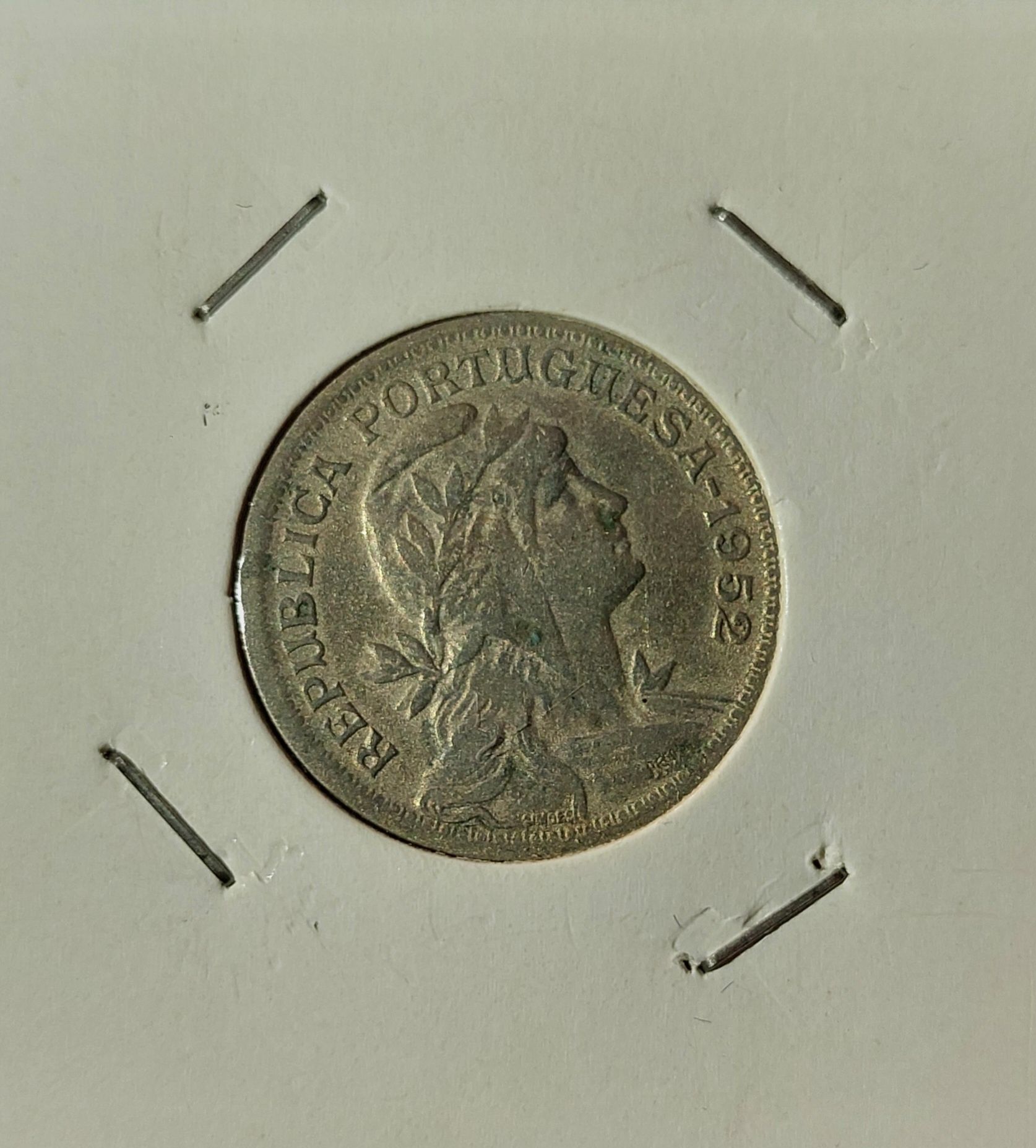 Moeda 50 centavos de 1952