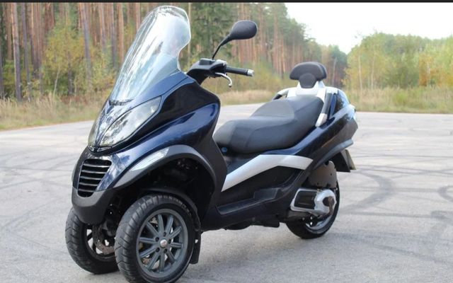 Piaggio mp3 wtrysk 125 silnik zawieszenie stacyjka plastiki