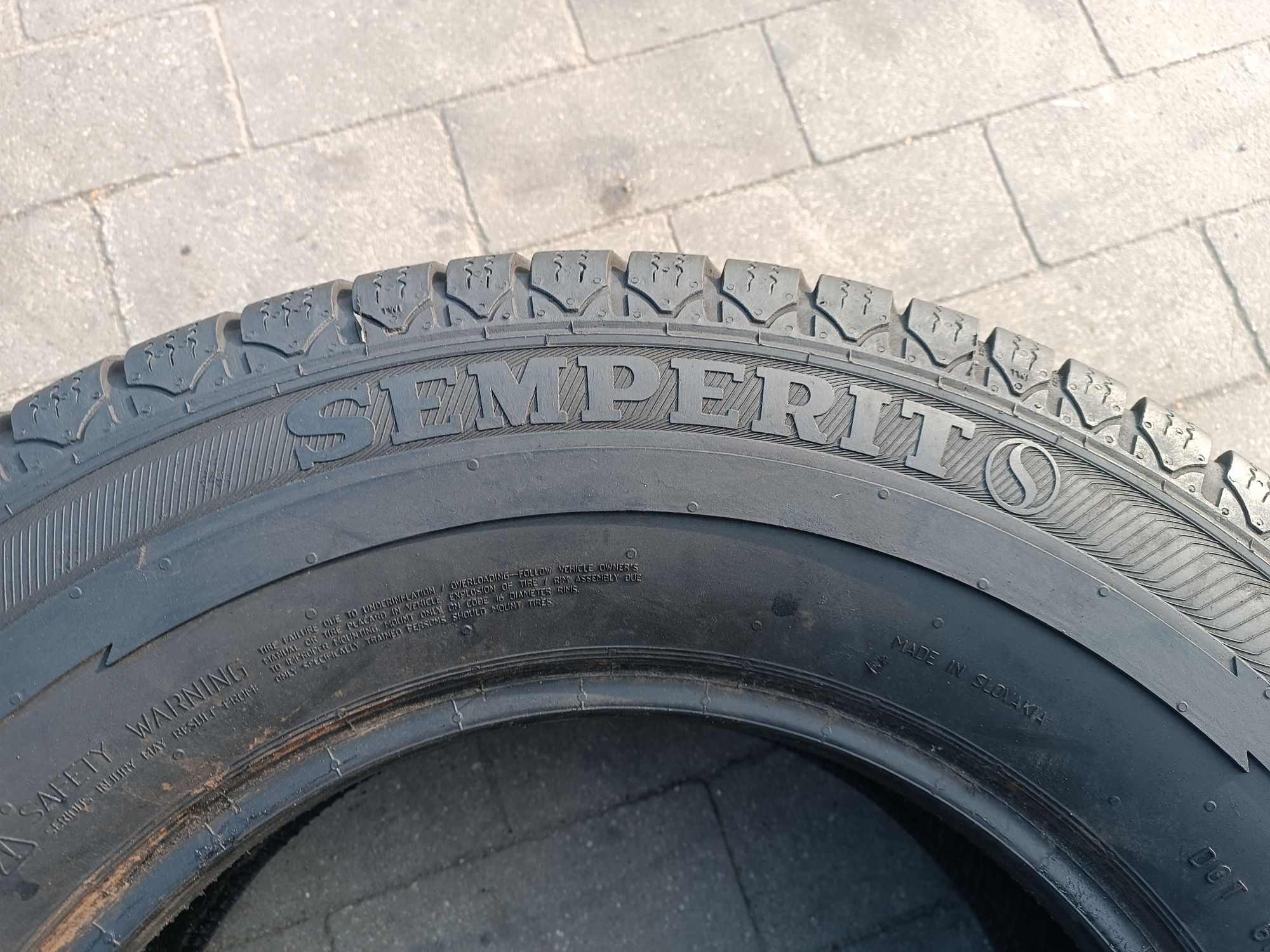 225/75R16C Semperit Van-Grip2