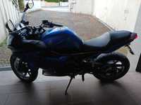 Yamaha XJ 6 DIVERSIONF 12/2013 · 6 400 km · 78 cv · 600 cm3