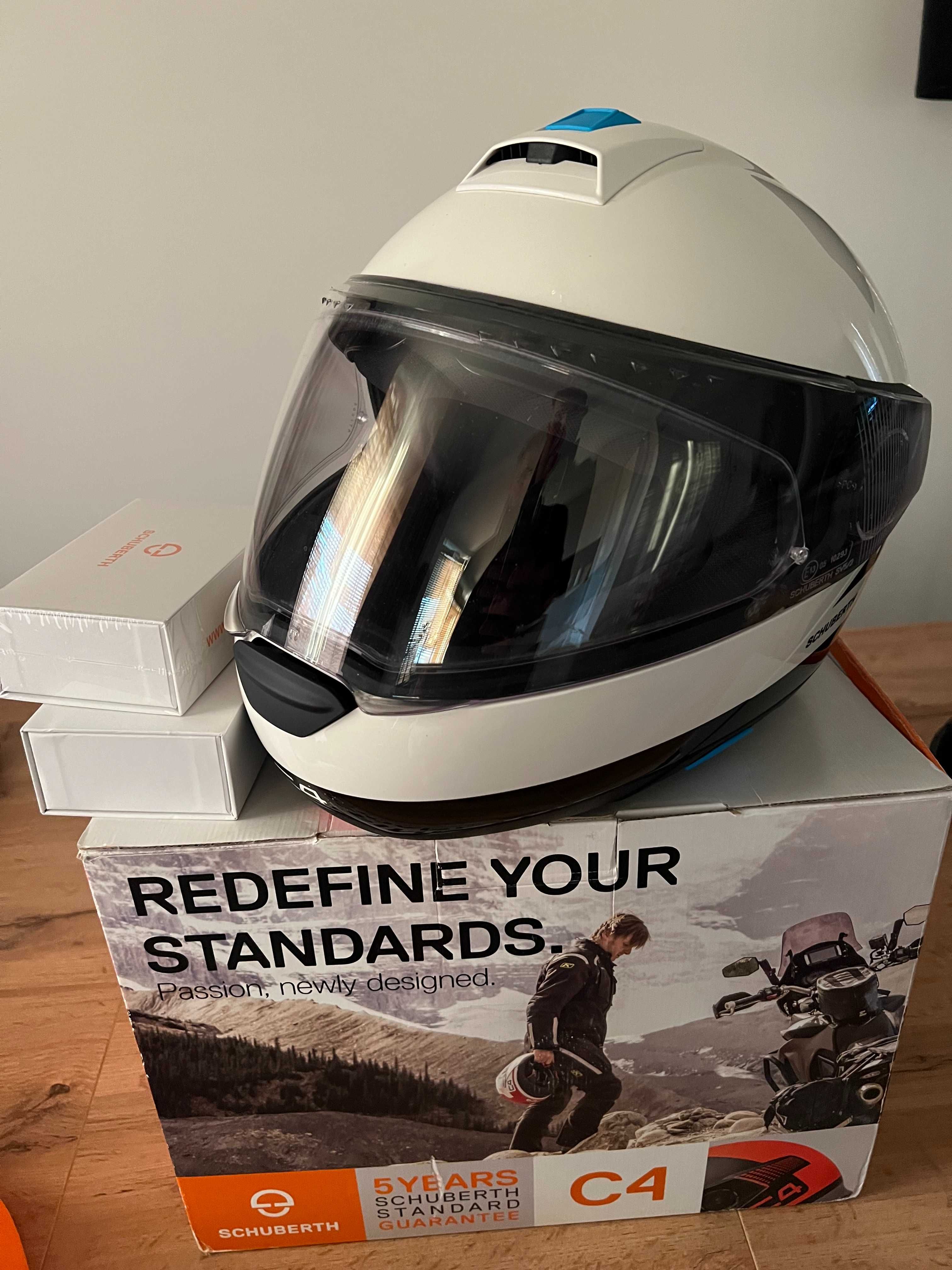 Kask Schuberth C4 Pulse rozm. 61 (XL)+ 2 interkomy  SC1 ADVANCED C4