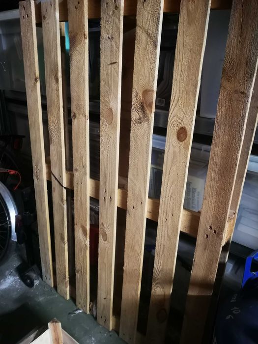 Oddam paleta za darmo