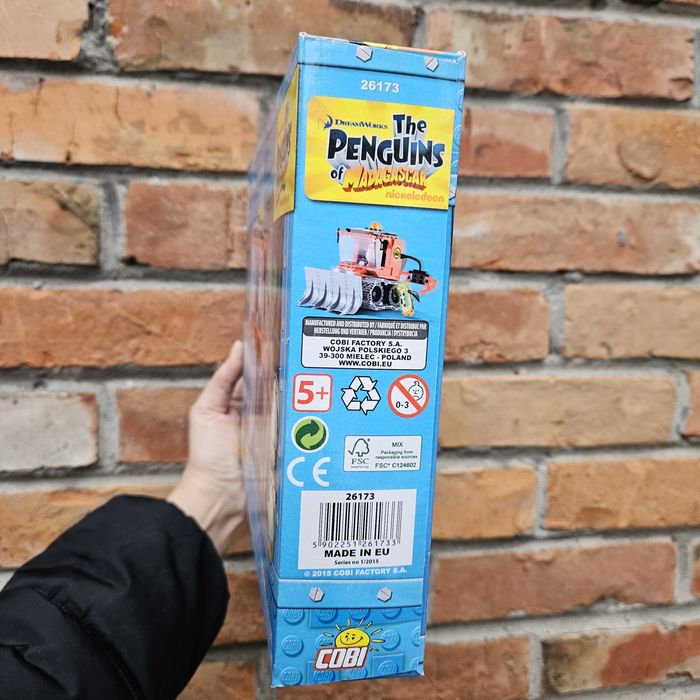 Pług Spycharka Cobi Pingwiny z Madagaskaru Zabawki W-wa KupMiChceTo