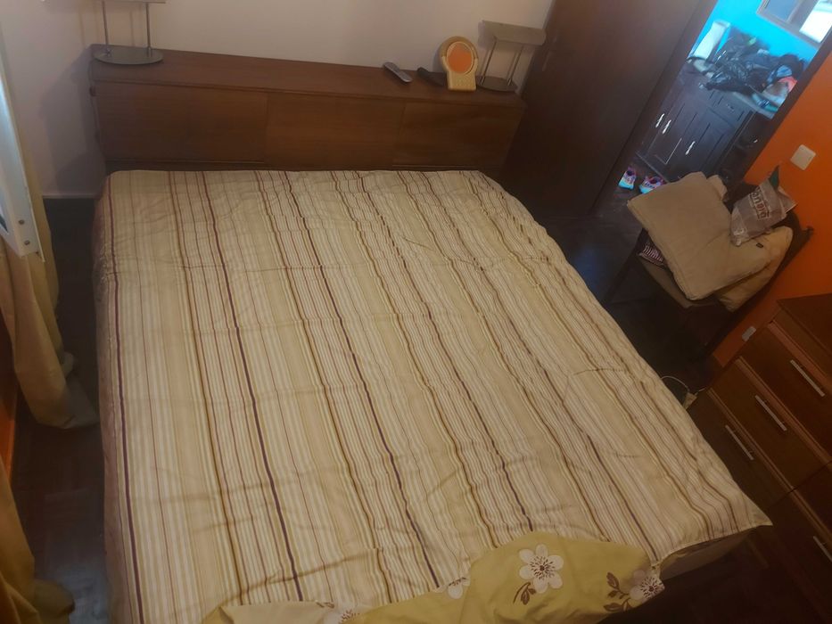 cama,cabeçeira , estrado e colchão