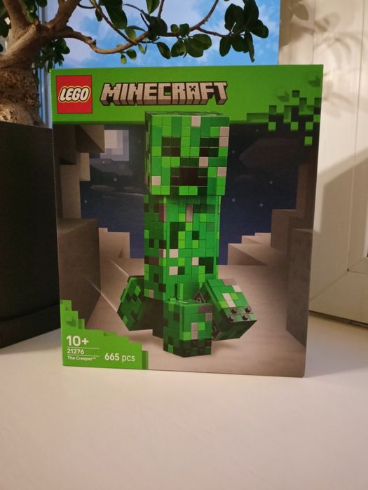 Нерозпакований LEGO Minecraft Кріпер 665 деталей (21276)