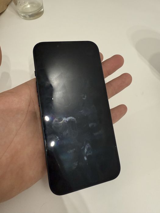 Sprzedam Iphone 13 128GD