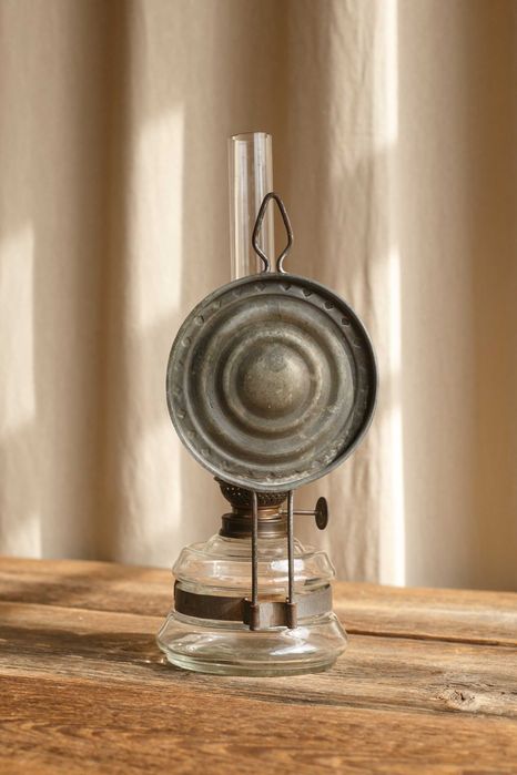 lampa naftowa Kosmos Brenner o minimalistycznym designie