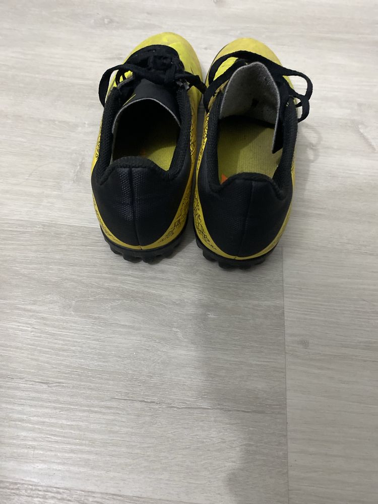 Chiteiras de futsal linha messi