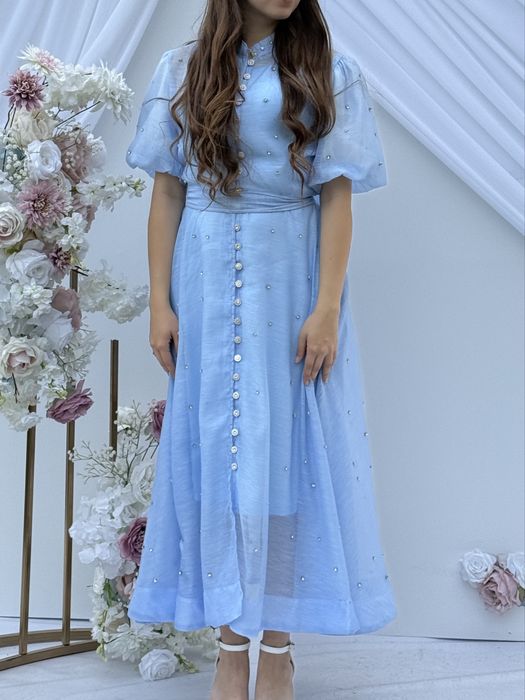 Святкова сукня небесного кольору