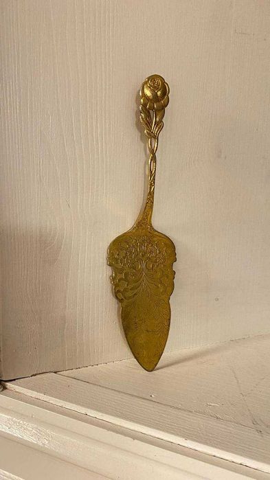 Лопатка для торта металлическая