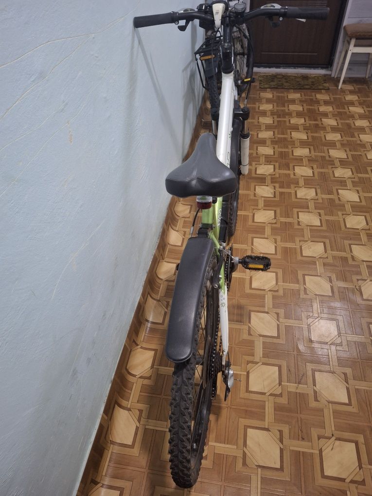 Велосипед Trek 3700 жіночий 19,5"