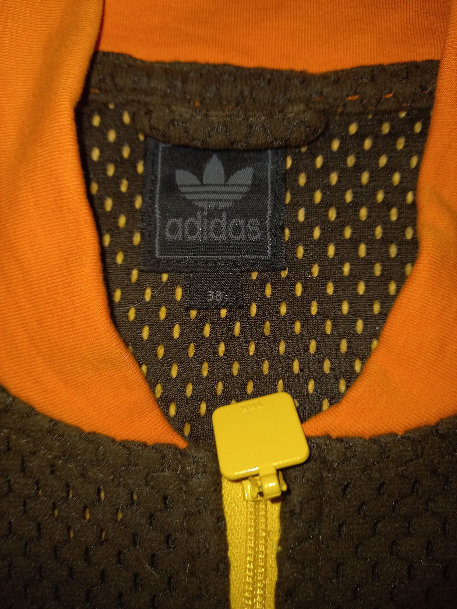 Кофта adidas с перфорацией, р.42