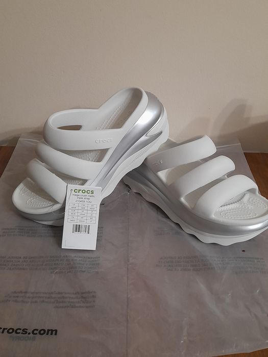 Crocs mega crush metals, сандалі, 38-39 розмір 25.5см нові оригінальни