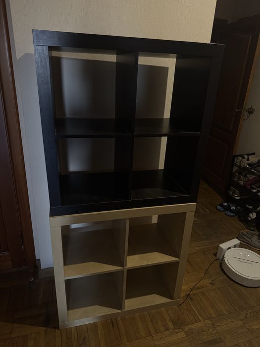 Стелаж IKEA чорний