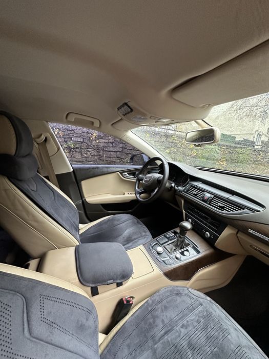 AUDI A7 2011 року